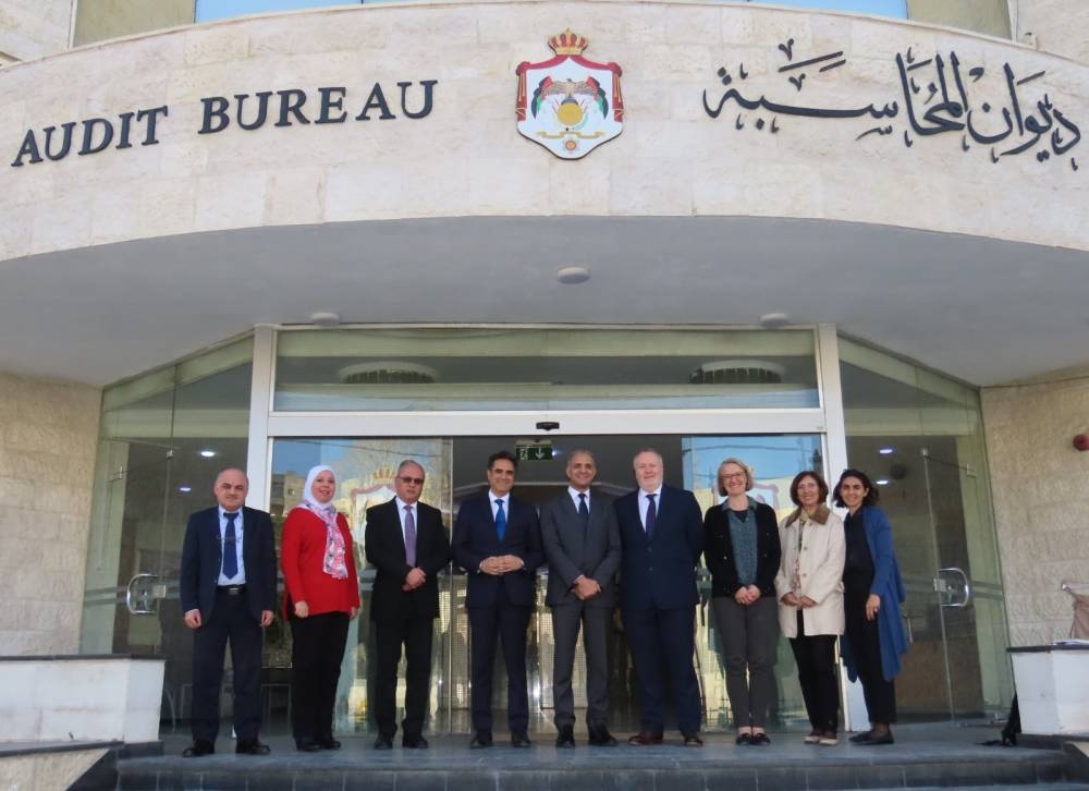 وفد من الخارجية البريطانية يزور ديوان المحاسبة