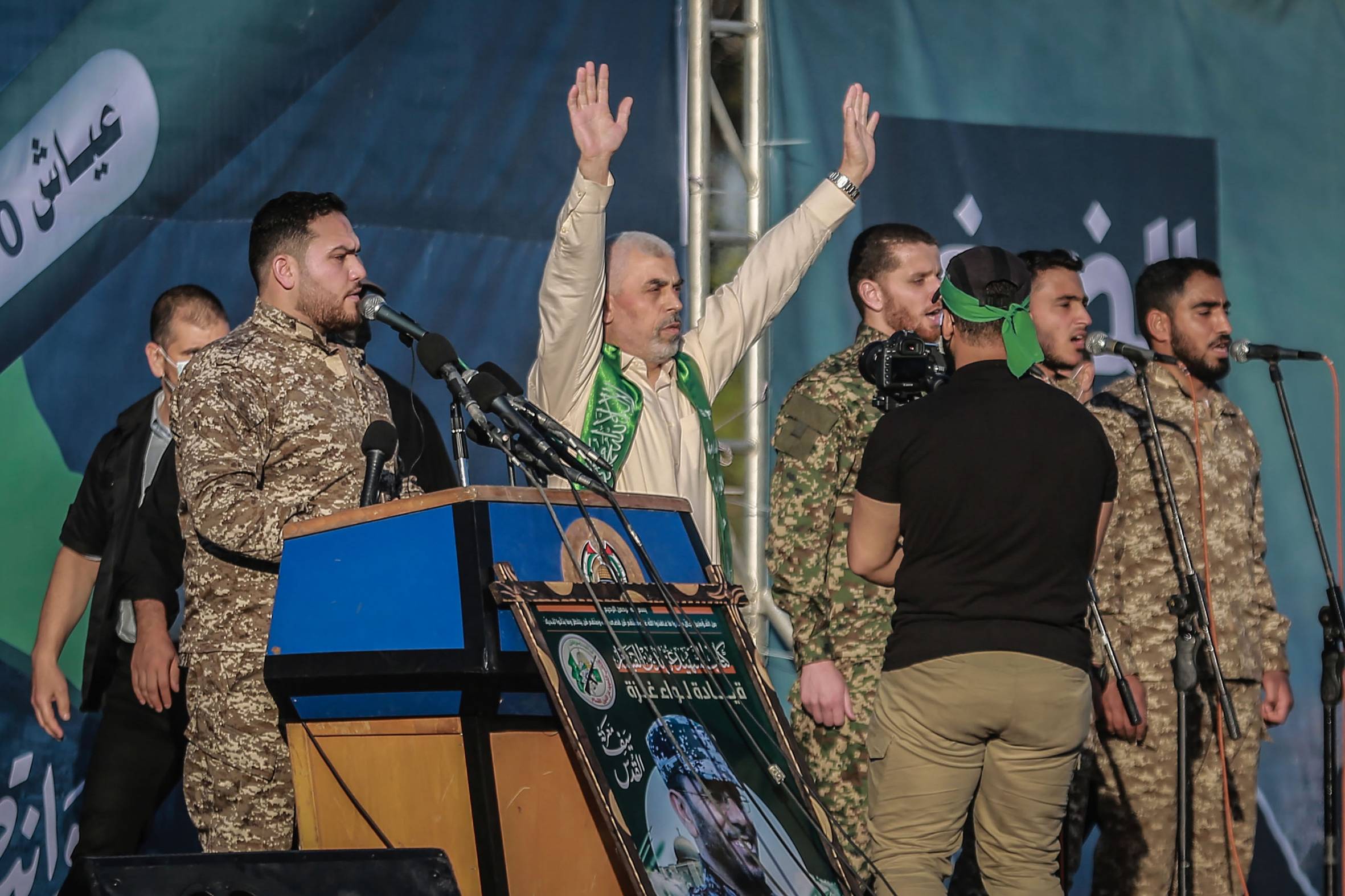 24 May 2021, Palestinian Territories, Gaza City: Yahya Sinwar, leader of the Palestinian Hamas Islamist movement in the Gaza Strip, stands on the stage during a rally by Hamas military wing ‘Izz ad-Din al-Qassam Brigades’ to commemorate the martyrs of the last battle between Hamas and Israel. Photo: Mohammed Talatene/dpa (Photo by Mohammed Talatene/picture alliance via Getty Images)