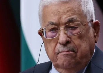 الرئيس الفلسطيني ينعت حماس بألفاظ قاسية على الهواء مباشرة