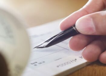 16.4 ألف شيك مرتجع الشهر الماضي بقيمة 83.9 مليون دينار