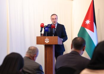 المومني: سنكون بالمرصاد لكل محاولات الخروج على الأمن