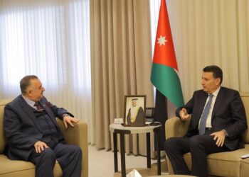 الصفدي والسفير العراقي: الأخوة والمحبة ستبقى عنواناً للعلاقات الأردنية العراقية