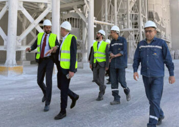 الأردن وسوريا يبحثان تطوير صناعة الإسمنت لتلبية متطلبات الإعمار