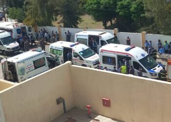 إصابة 13 طالبًا بضيق تنفس بمدرسة في المقابلين