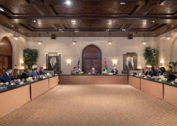 الملك يؤكد رفض الأردن لأية محاولات لتهجير الفلسطينيين في الضفة وغزة