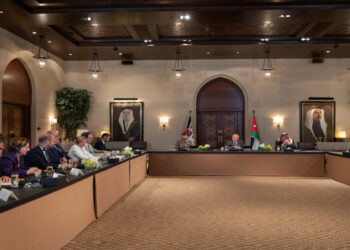 الملك يثمن دعم فرنسا للأردن في تنفيذ عدد من المشاريع