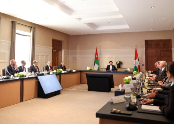 ولي العهد يترأس اجتماعا دوريا للمجلس الوطني لتكنولوجيا المستقبل