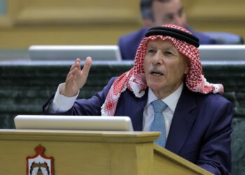 الصفدي منفعلا بعد حديث العرموطي: ليخسأ كل خائن