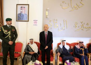 مندوبا عن الملك وولي العهد…العيسوي يعزي عشيرة الرقاد*