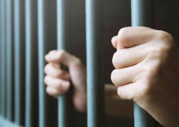 الإفراج عن 488 موقوفا إداريا في آذار