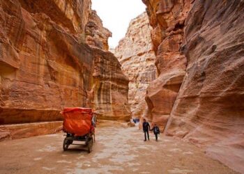 الأجانب يستحوذون على الحصة الكبرى من الزيارات لمدينة البترا