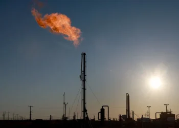 الخرابشة: نستخرج 55 مليون متر مكعب من الغاز ونعمل على حفر 145 بئرا مع حلول 2030