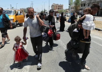 جيش الاحتلال ينذر سكان 14 حيّا شمالي غزة ويطلب منهم إخلاءها