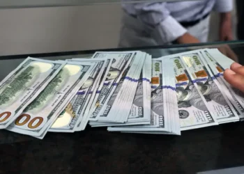عصابة أردنية تستولي على ملايين الدولارات عبر البورصات