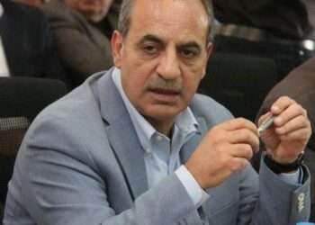 وزير الإدارة المحلية يدعو البلديات إلى تبسيط الإجراءات