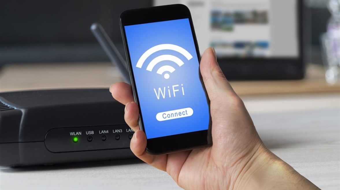 التربية: مشاريع تكنولوجية متقدمة لتطوير التعليم ودمج الذكاء الاصطناعي في المناهج