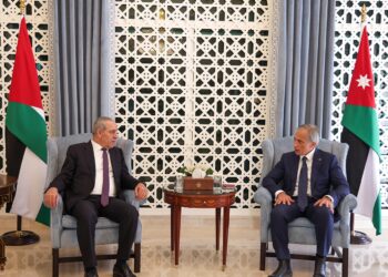 رئيس الوزراء: التصدي لتهجير الفلسطينيين وتثبيتهم على أرضهم أولوية أردنية قصوى