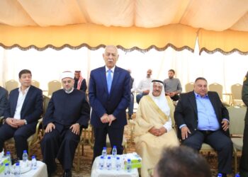 مندوبا عن الملك وولي العهد.. العيسوي يعزي عشيرتي الموالي والعوايشة