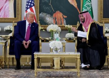 ولي العهد السعودي يستقبل الرئيس الأميركي ترامب