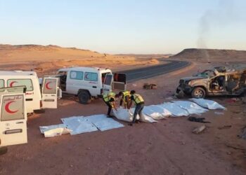 وفاة 11 مهاجرا سودانيا في حادث سير بصحراء ليبيا