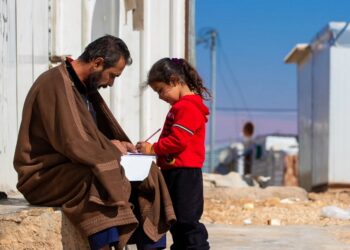 المفوضية تحذر من محاولات احتيال على اللاجئين في الأردن
