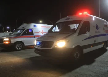 الاحتلال يصادر أموالا وأغذية كان يحملها الغزيون العائدون من الأردن