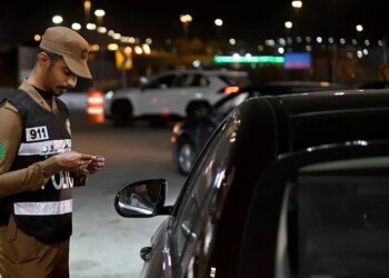 القبض على مصري حاول تهريب 22 وافدًا إلى مكة المكرمة