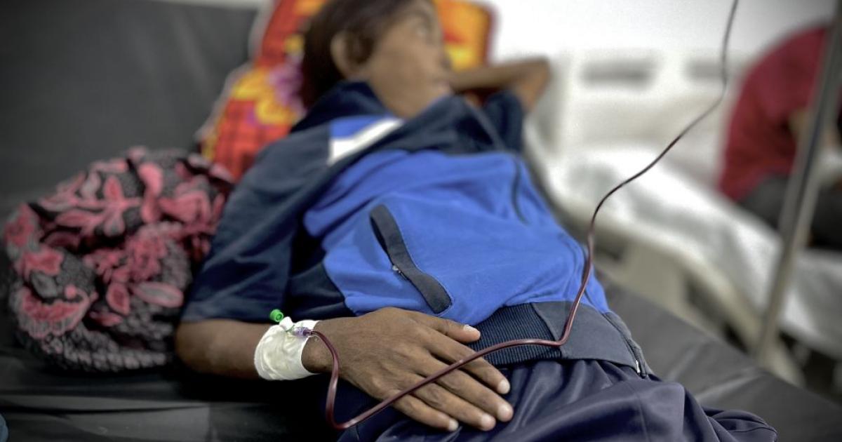 انقطاع 11 ألف مريض سرطان في غزة عن تلقي علاجهم قسرا