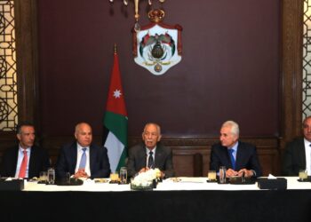 العيسوي يرعى توقيع اتفاقيات لتنفيذ المرحلة الثانية لمبادرة عربات الطعام