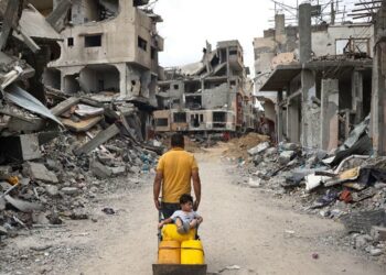 نتنياهو يعترف بتدمير منازل غزة عمدًا لمنع عودة الفلسطينيين