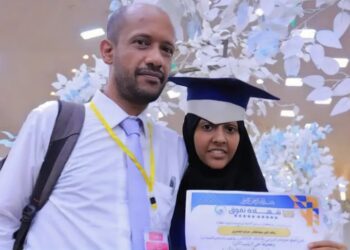 صحفي يمني قرر بيع كليته لسداد ديونه يثير تعاطف الناشطين