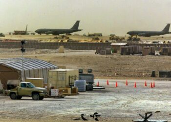 صحيفة: إيران أخطرت قطر مسبقا بالهجمات على القواعد الأميركية