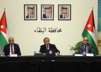 رئيس الوزراء: عجلة الحياة لن تتوقف بسبب الأزمات والمغامرات التي تزعزع أمن المنطقة