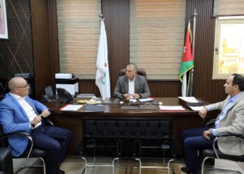 وزير الداخلية يؤكد ضرورة التسهيل على المراجعين في المتابعة والتفتيش
