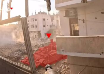 مقتل 3 جنود إسرائيليين وجرح 7 في كمين مركب بغزة