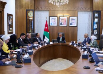 حسّان يؤكّد أهميَّة مأسسة جائزة الحسين بن عبدالله الثَّاني للعمل التطوُّعي