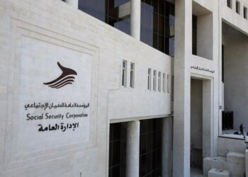 الحكومة: قرارات يدرسها الضمان الاجتماعي للتخفيف على المنشآت السياحية