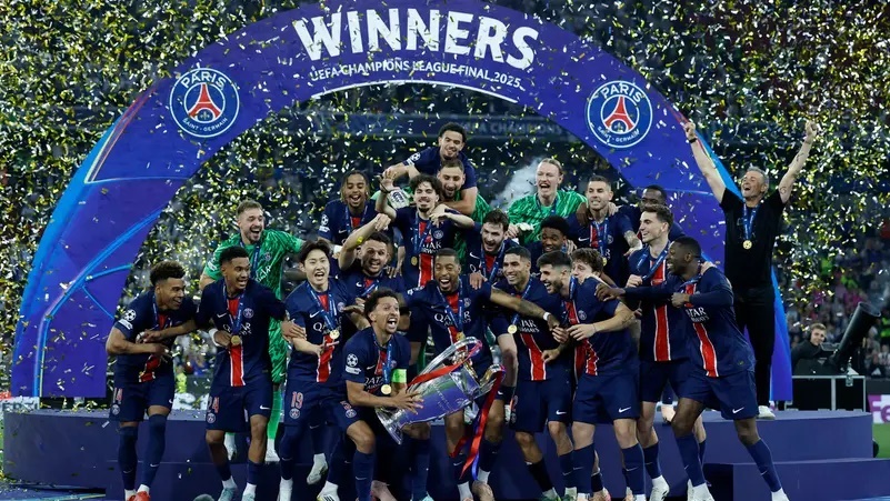 ماكرون يستضيف باريس سان جيرمان بعد فوزه بدوري أبطال أوروبا