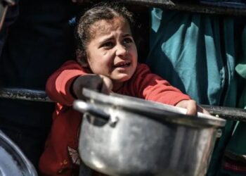 لا عيد في غزة .. جوع ودمار وغارات إسرائيلية متواصلة