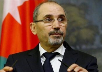 وزير الخارجية يدين العدوان على إيران: هذه الاعتداءات لن تجلب الأمن لأحد