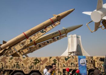 نيويورك تايمز تنشر تفاصيل خطة إيران لمواجهة حرب محتملة مع أميركا