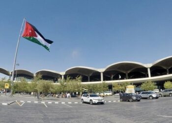 منع دخول المركبات والأشخاص إلى مطار الملكة علياء حتى إعادة فتح الأجواء