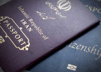 طهران: الحظر الأميركي على السفر يظهر عداء عميقا تجاه الإيرانيين والمسلمين