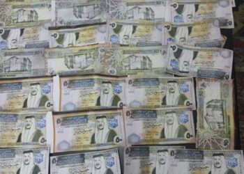 بدء صرف مستحقات المقاولين والموردين المترتبة على البلديات