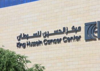 الحسين للسرطان يجري عملية نوعية لاستئصال ورم عنقي