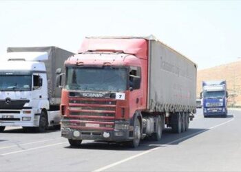 سوريا تتخذ إجراءات جديدة لتنظيم عبور الشاحنات عبر الأردن