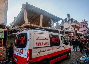 82 شهيدا في غزة خلال 24 ساعة والدفاع المدني يعلن توقف مركباته