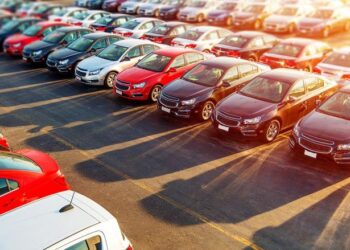 انخفاض ملحوظ في أسعار المركبات محلياً بعد تخفيض الضرائب والرسوم الجمركية
