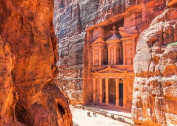 حملة ترويج وطنية ودولية للبترا تستهدف السياحة الداخلية والخارجية