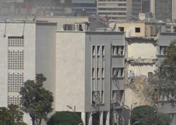 إسرائيل تقصف رئاسة الأركان السورية والقصر الرئاسي في دمشق
